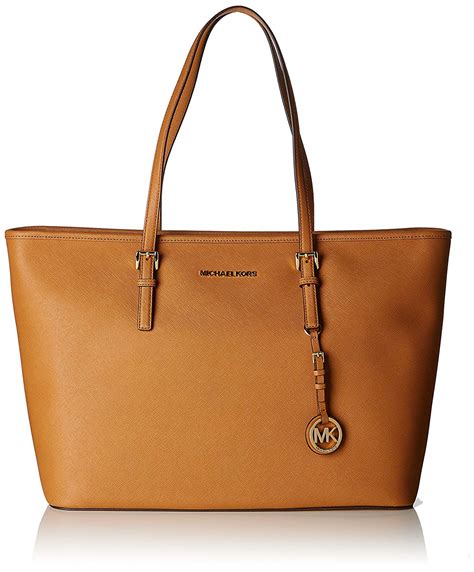 Michael Kors Jet Set Travel Medium Saffiano Leather 